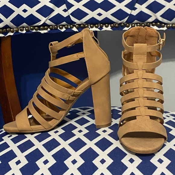 Brown tan strappy caged chunky high heel ankle strap sandals - Picture 1 of 4